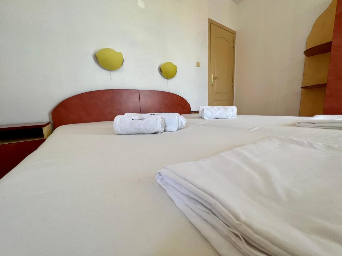 Private One-Bedroom Apartment With Balcony In Sozopol By Flat Mаnаger Eksteriør bilde